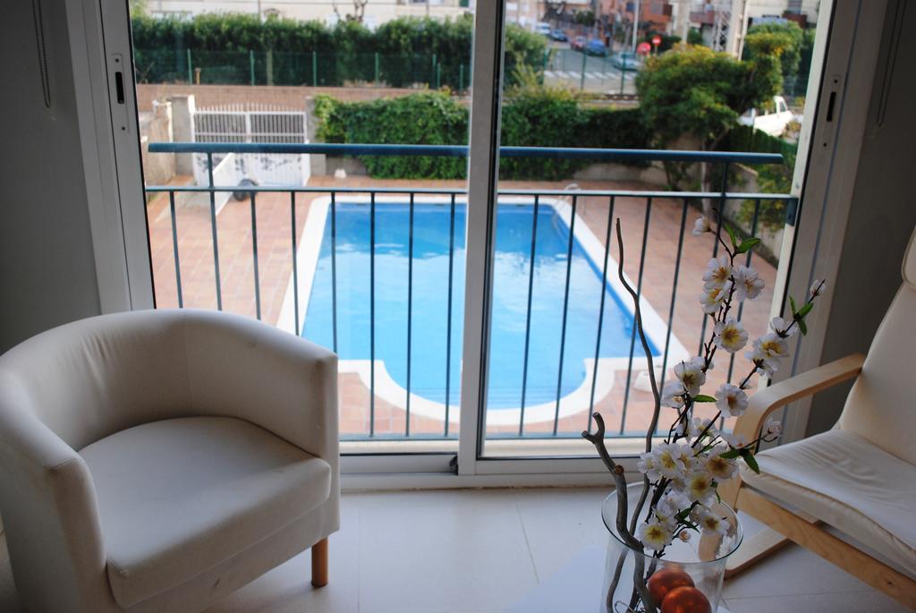 Hotel Sant Jordi Segur de Calafell Exteriör bild